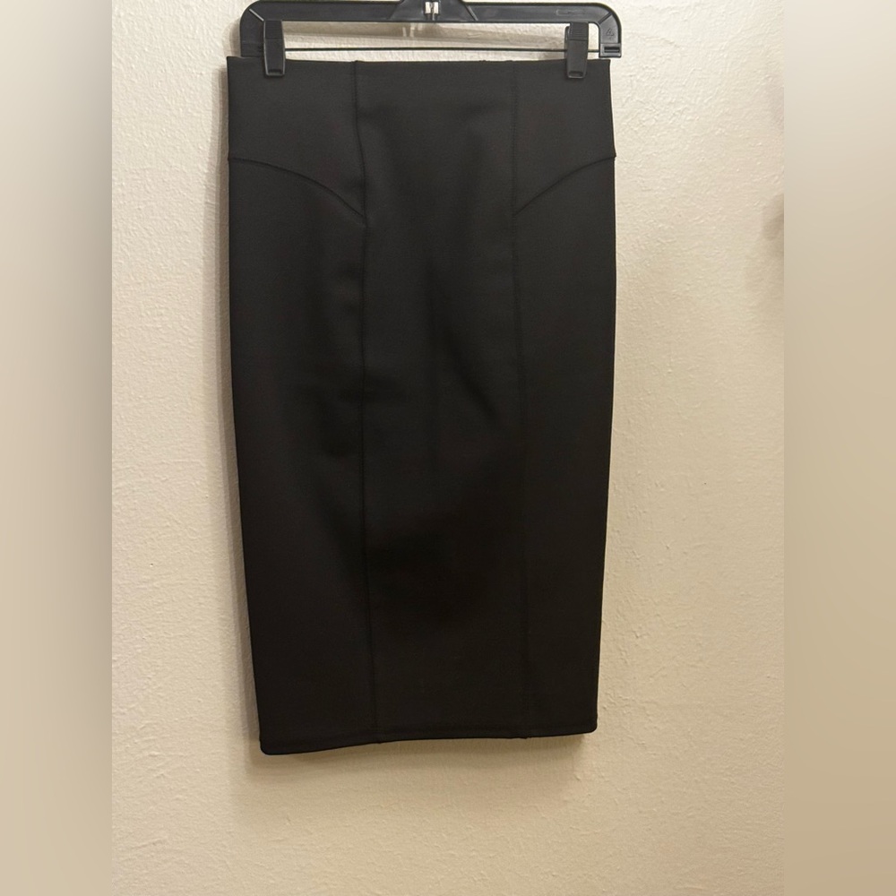 Zara Black Midi Skirt 🔥Brand New🔥